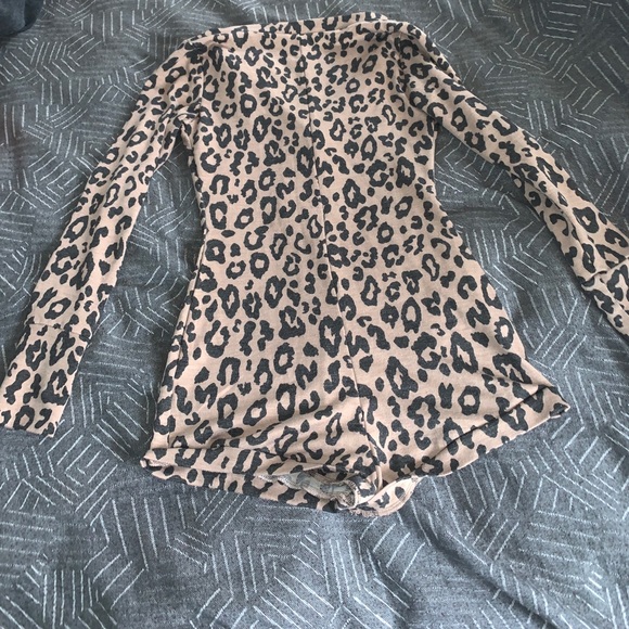 Windsor Cheetah Print Romper - Picture 5 of 7